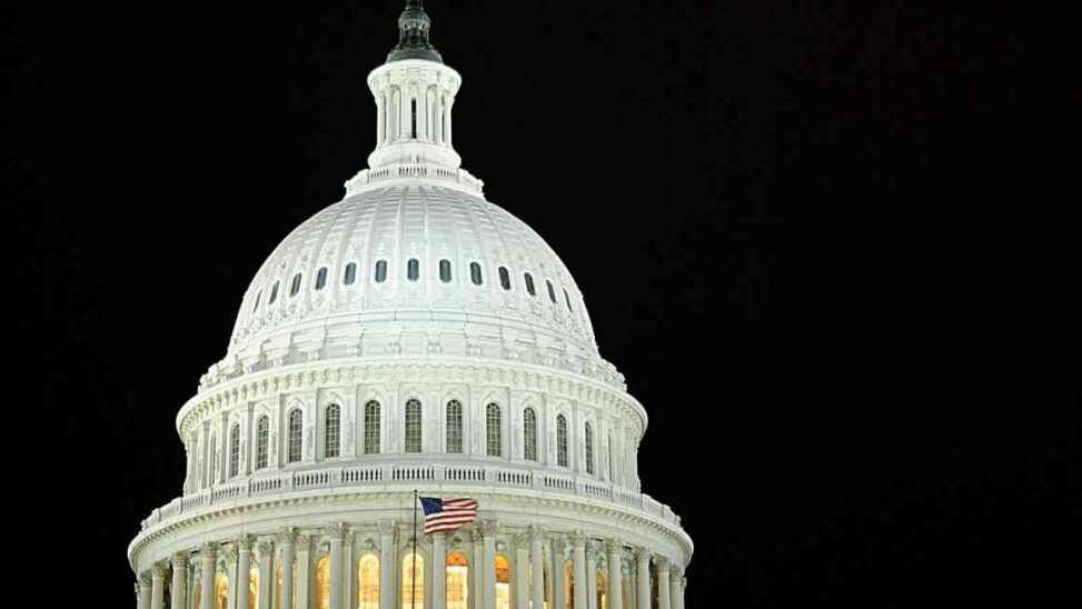 Us government shuts down as lawmakers fail to strike funding deal