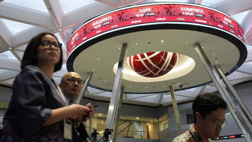 Emerging markets roar back with biggest stock rally in 15 years