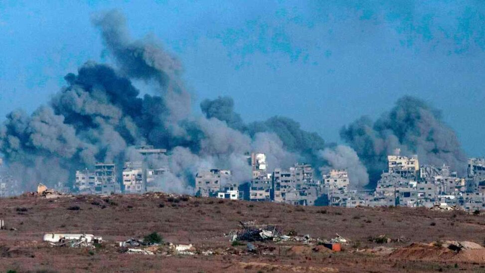 Besieged gazans find chink of hope in trump peace plan