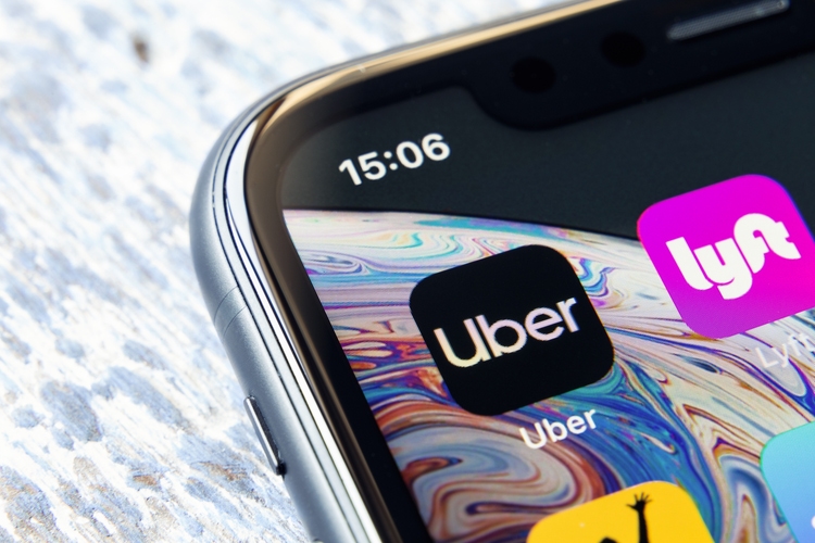 California ride share drivers win right to unionize under new law