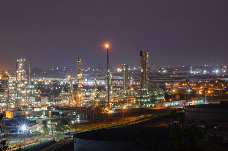 Valero, pbf cut at morgan stanley as refiner valuations historically high