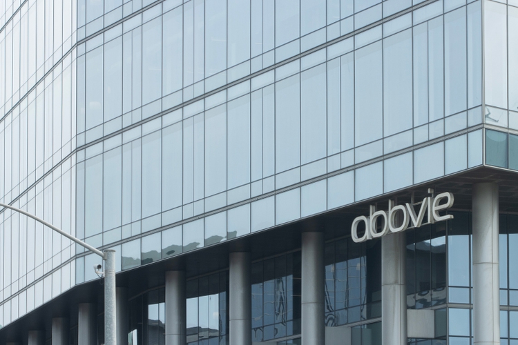 Abbvie sees negative q3, full year impact from ipr&d and milestones expense
