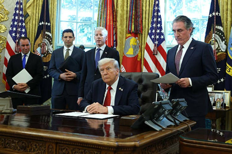Trump open to talks with democrats on health care to reopen government