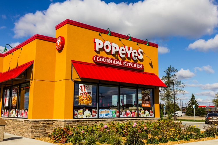 Popeyes expanding across mexico with pipeline of 300+ new restaurants