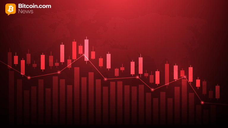 Bitcoin dips to $118,497 amid renewed trade fears