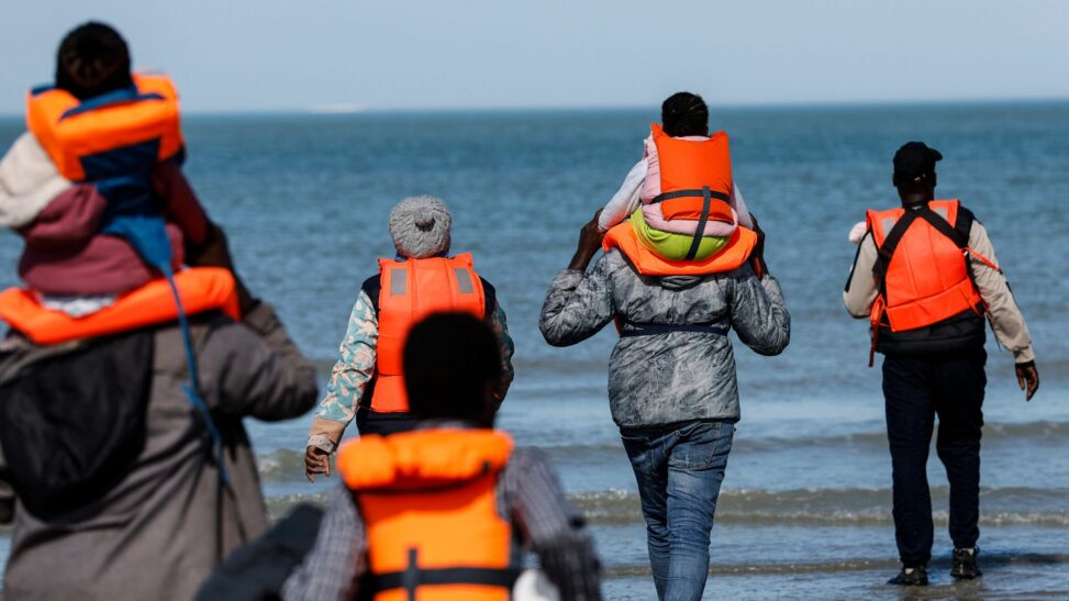 No 'golden ticket' for refugees as starmer to cut family reunion and settlement rights