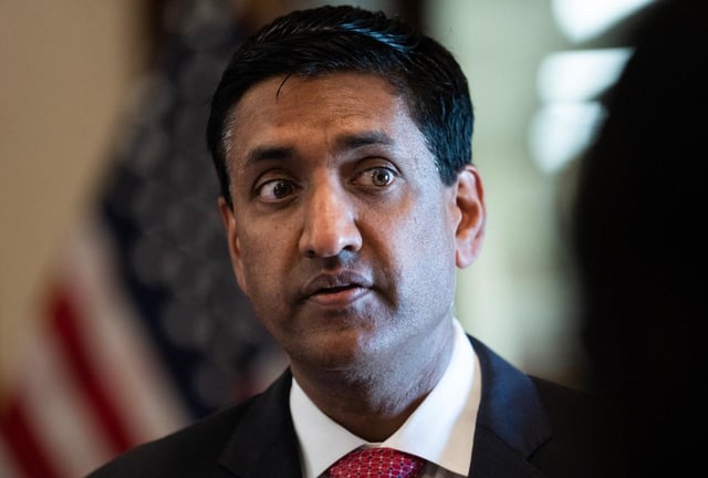 Us rep. ro khanna introduces legislation to ban president djt, congressmembers from trading crypto