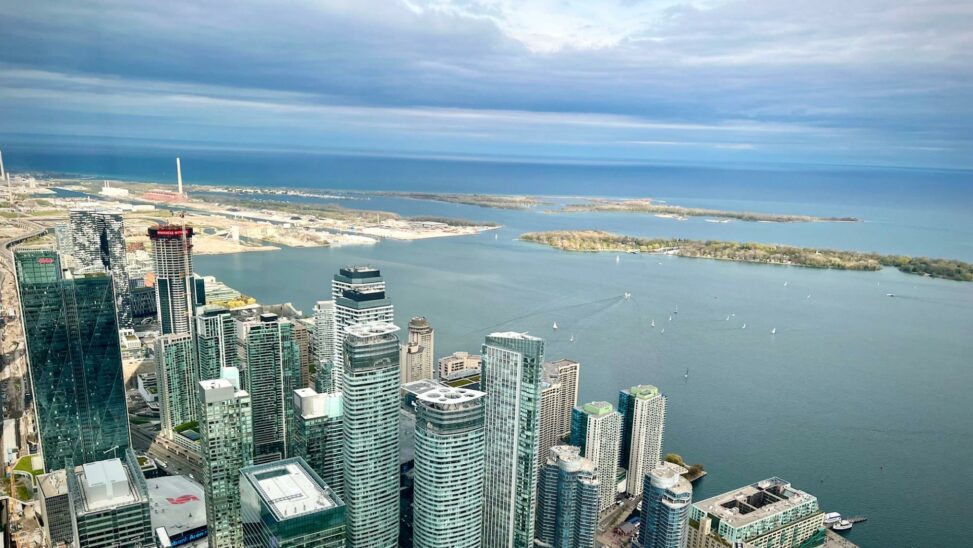 Canada begins march toward stablecoin regulations