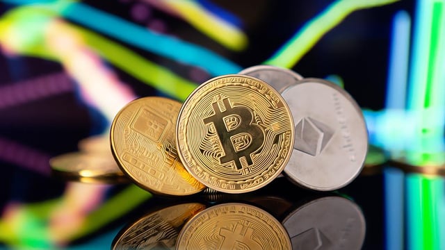 Michael saylor boosts bitcoin holdings: strategy’s bold bet continues