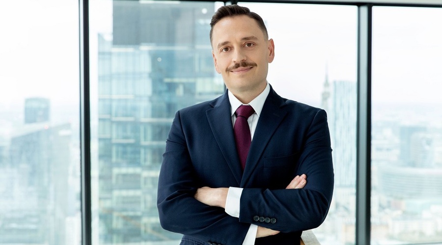 How xtb captured 4 out of every 5 new polish brokerage accounts in october