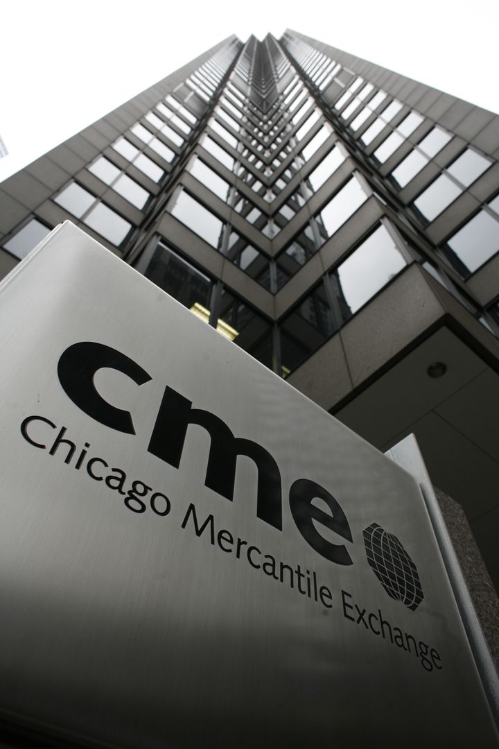 Cme crypto futures volume hits record 795k contracts amid volatility