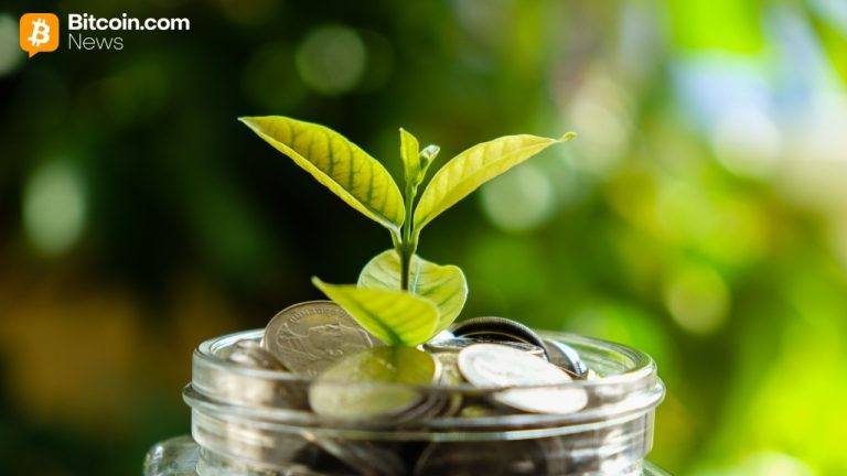 Bitcoin etfs see modest inflows as solana stays hot