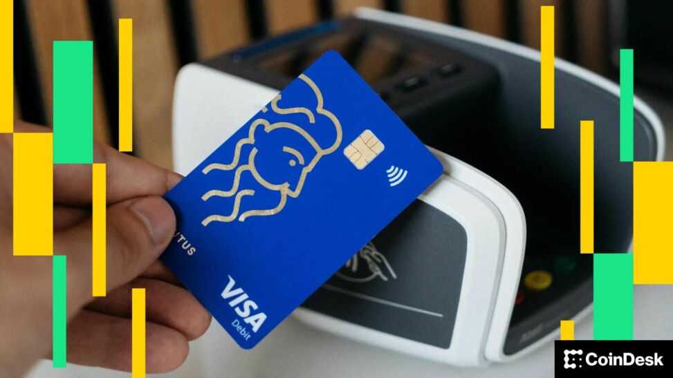 Visa tests stablecoin payouts to speed payments for creators, gig workers