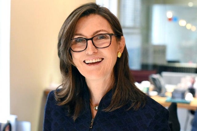 Cathie wood confirms $1 million bitcoin price target despite market volatility