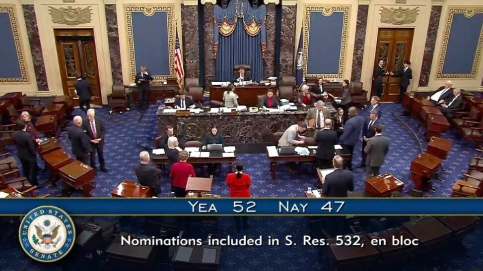 U.s. senate rolls toward last vote on confirming crypto regulators at cftc, fdic