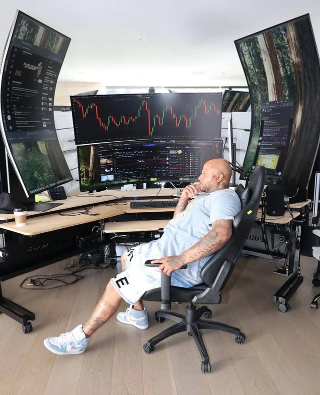 Me managing my $500 in crypto