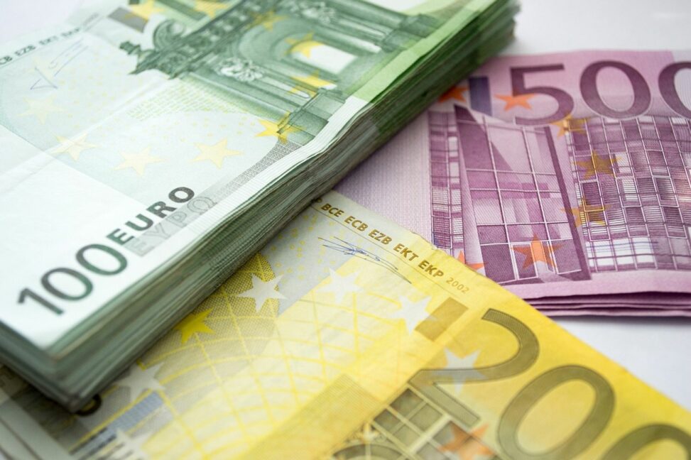 Euro stablecoin market cap doubles in year after mica, study finds