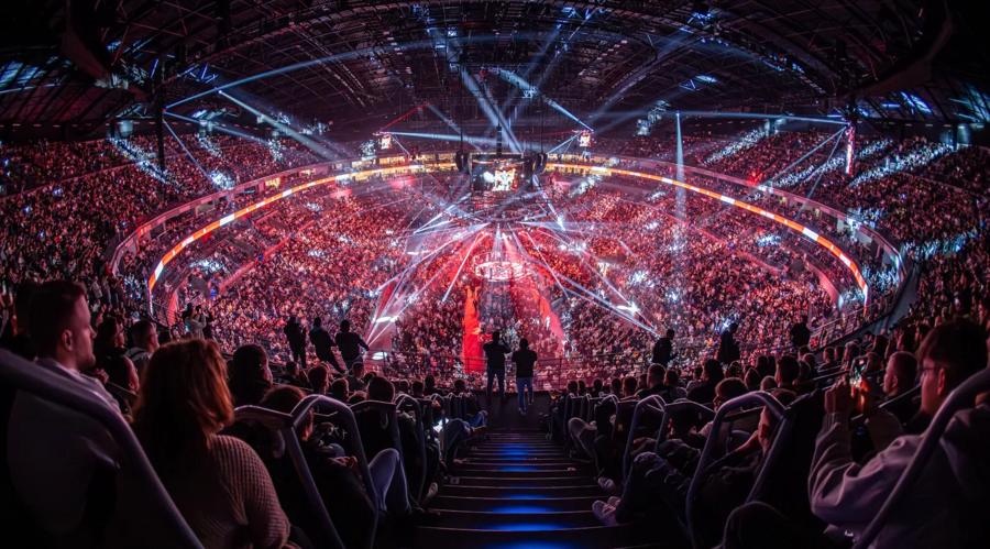 Xtb sponsors two largest mma federations in europe: adds oktagon after ksw