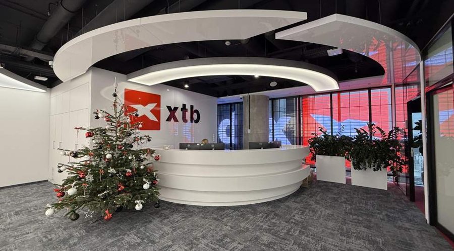 Xtb bypasses poland's mica stalemate, wins cyprus spot crypto license