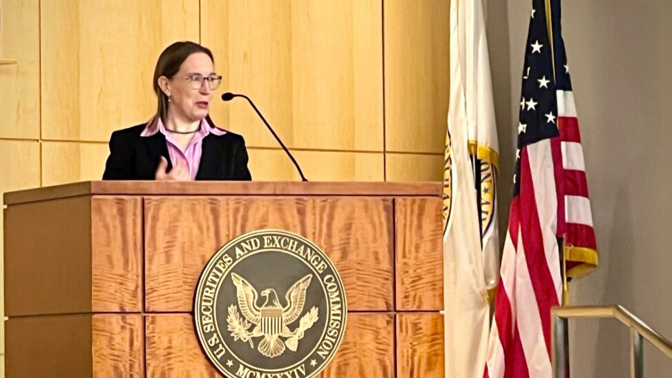 U.s. sec aids brokers on crypto custody, looks more closely at ats activity