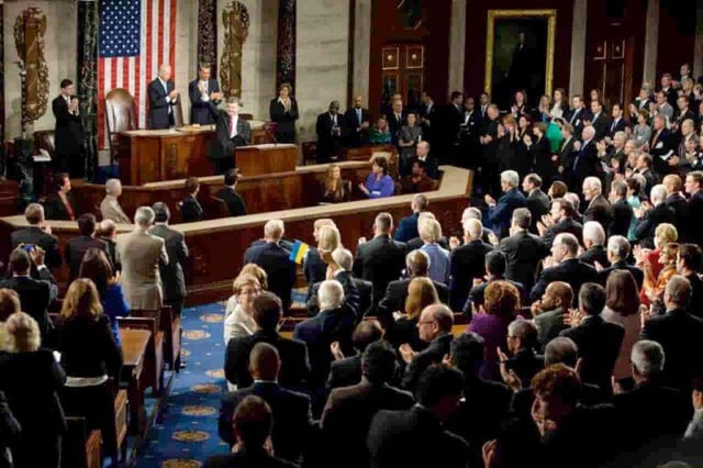 U.s. politician makes super suspicious bitcoin trade