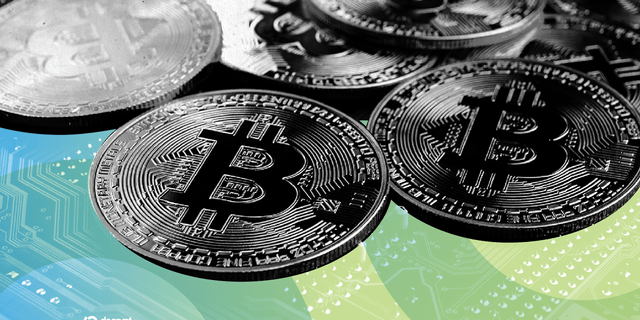 Bitcoin traders bet on 2026 boom, not a santa rally, following fed rate cut