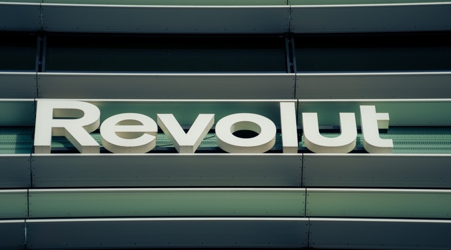 Revolut hits 6 million users in spain, becoming fourth largest bank by penetration