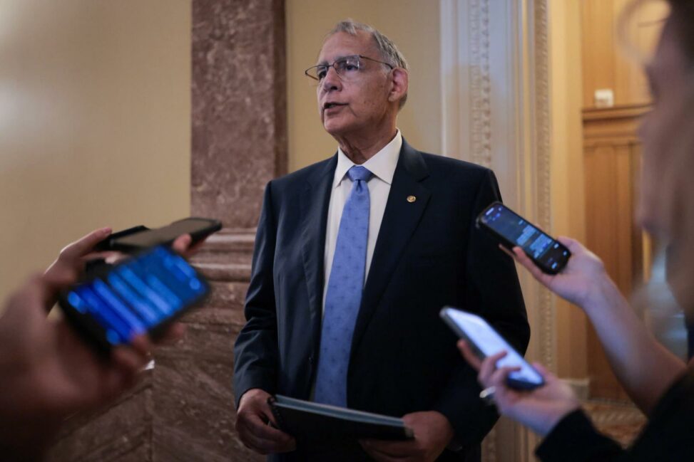 Senate's next market structure draft likely pro crypto, but industry insiders are worried democrats may not be on board