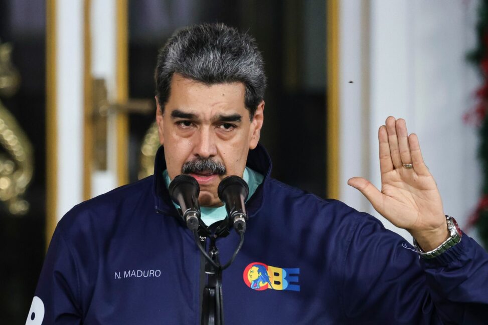 Bitcoin dips, but quickly recovers as u.s. captures venezuela's maduro