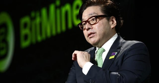 Tom lee's bitmine scoops 40,302 ethereum as total staked exceeds 2 million eth