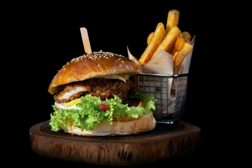 Popular burger joint steak ’n shake buys $10 million bitcoin