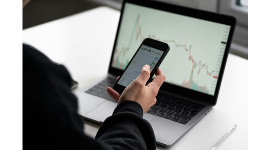 Brokerlistings.com publishes new analysis showing mobile trading can cost active traders money