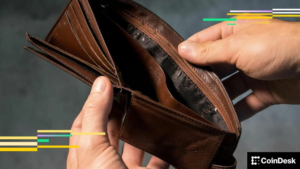 Forget the bank account: ey warns firms they must own the wallet to keep their customers