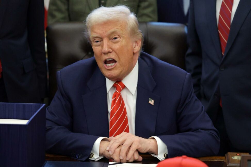 Trump linked truth social seeks sec approval for two crypto etfs