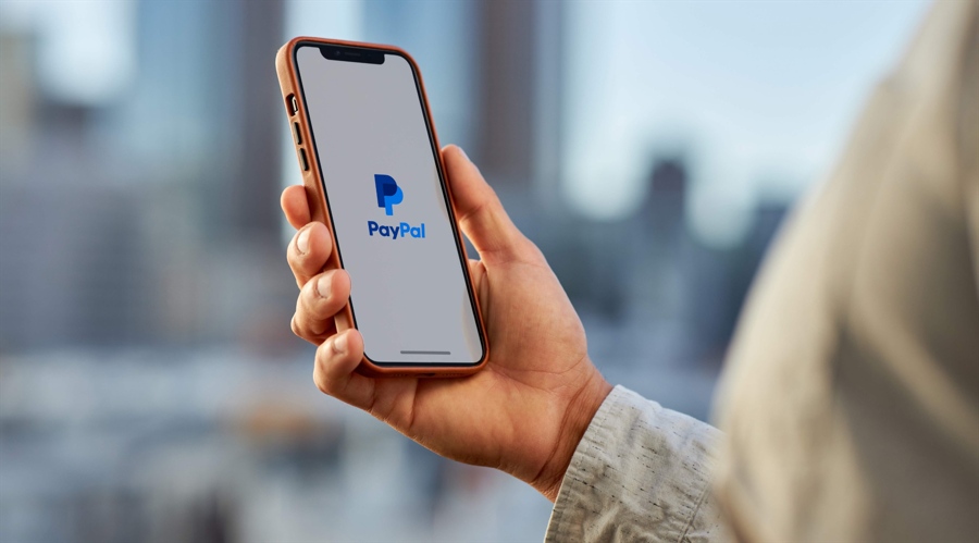 Paypal plunges over 20% after weak quarter triggers leadership shake up