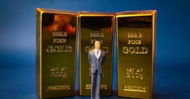 Gold prices surge to record highs amid volatility