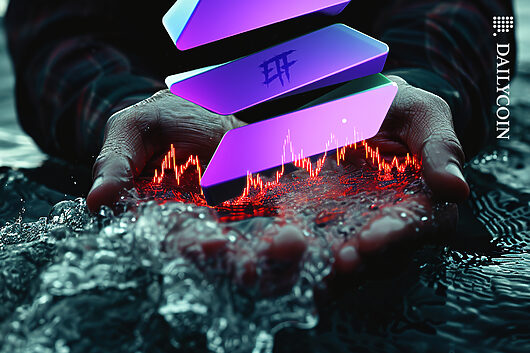 Grayscale insiders cut xrp & solana etf exposure as market wobbles