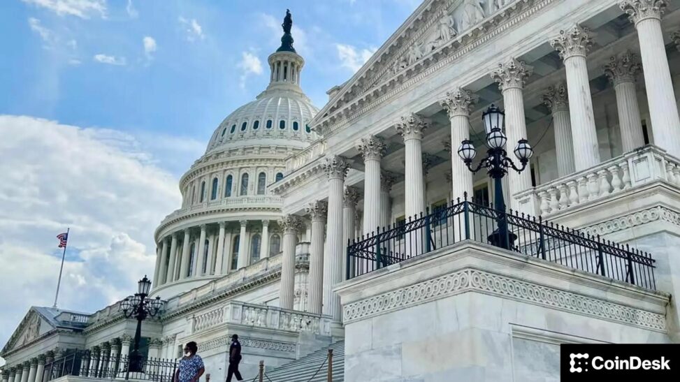 Senators try to unlock stalled crypto clarity act with compromise on stablecoin yield