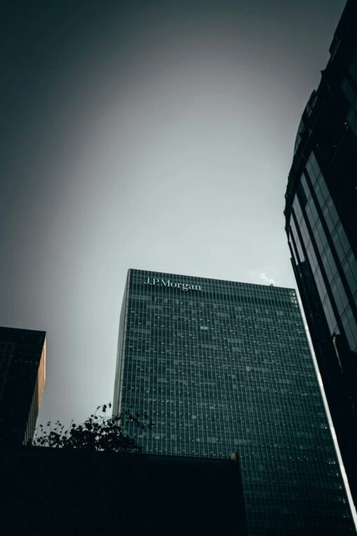 Alleged ponzi scheme victims sue jpmorgan for banking supposed $328 million scam