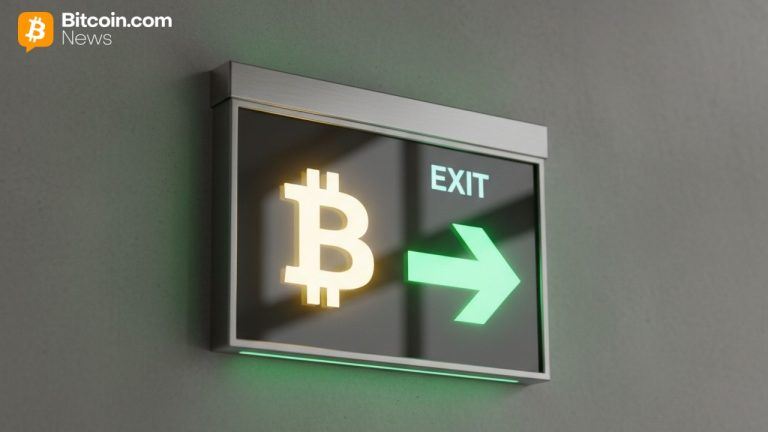 Bitcoin etfs see $171 million outflow as ether extends losing streak