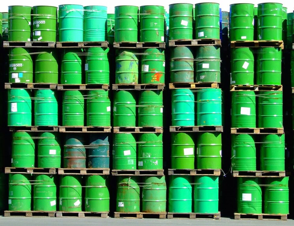 Oil futures up 7% on hyperliquid as trump orders naval blockade of hormuz