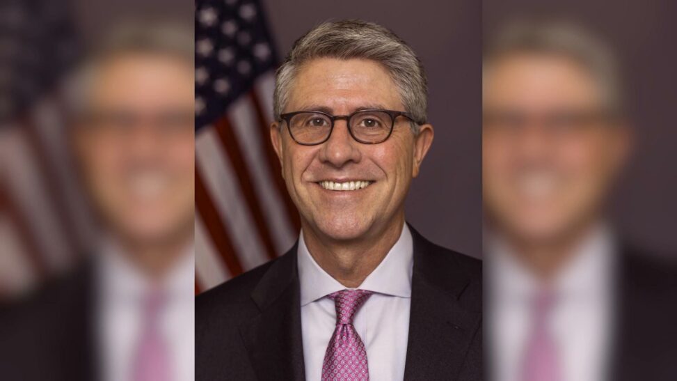 Securitize names ex sec official brett redfearn as president ahead of public listing