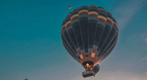 Bitcoin rises to $77,000 ahead of fed decision as trump preps for lengthy hormuz block