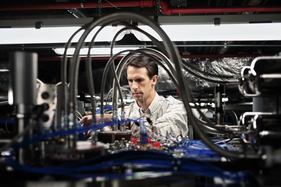 A simple explainer on what quantum computing actually is, and why it is terrifying for bitcoin