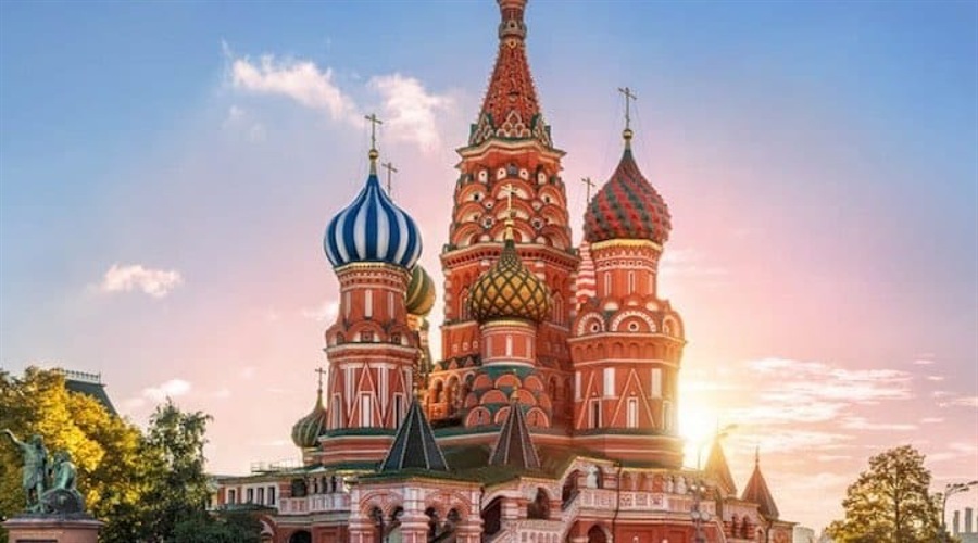 Russia's bcs puts us stock cfds in main app as group deepens retail push