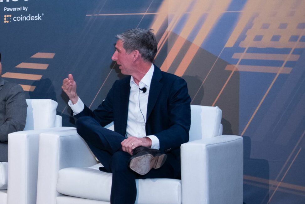 Bitwise files updated s 1 for hyperliquid etf as hype fund race heats up