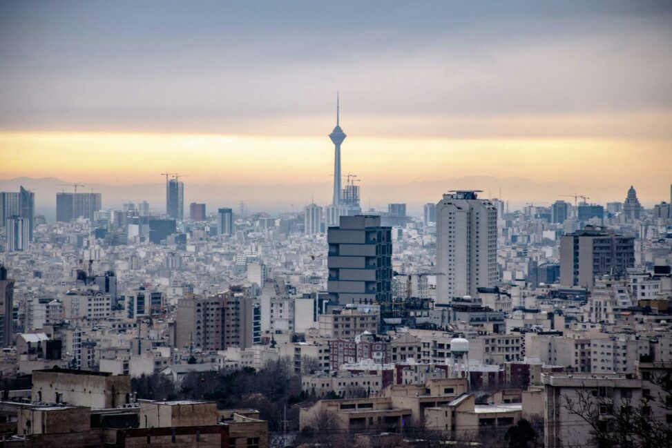 Iran war oil price shock revives inflation trade and a new stablecoin play