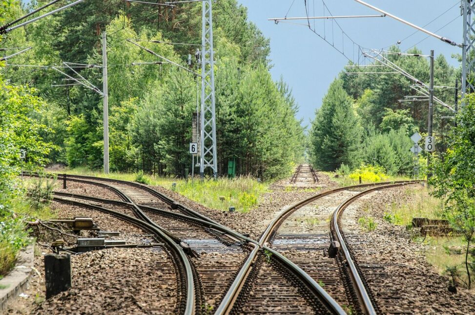 A long time developer wants to split bitcoin blockchain and reassign satoshi coins. the community is calling it a theft