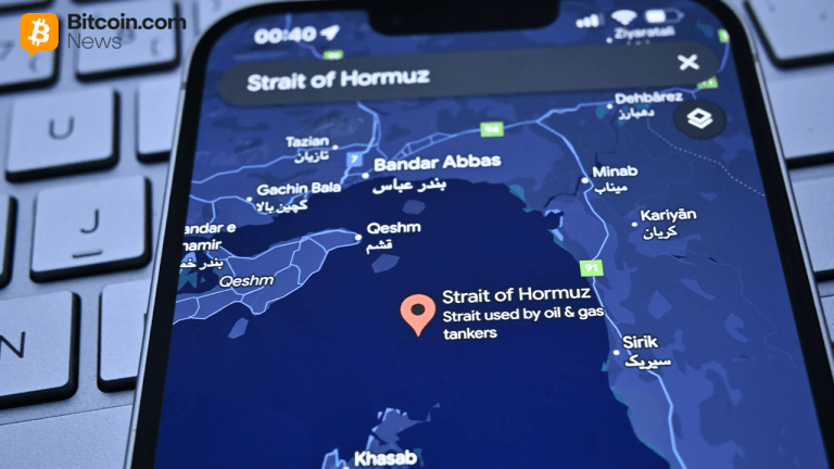 Iran closes strait of hormuz hours after trump said it would ‘never’ close again