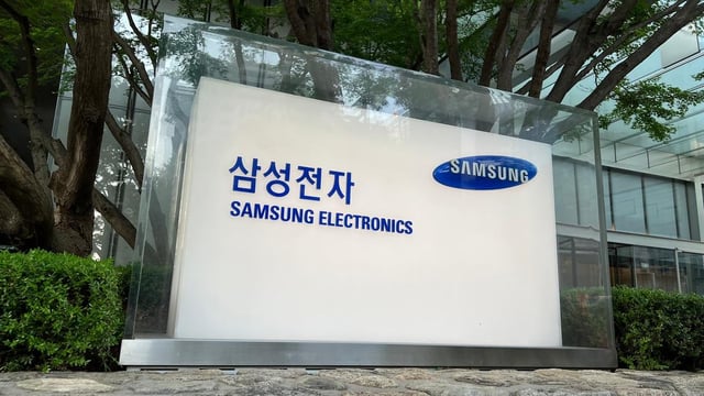 Samsung takes 4% of upbit operator dunamu as south korean institutions move in